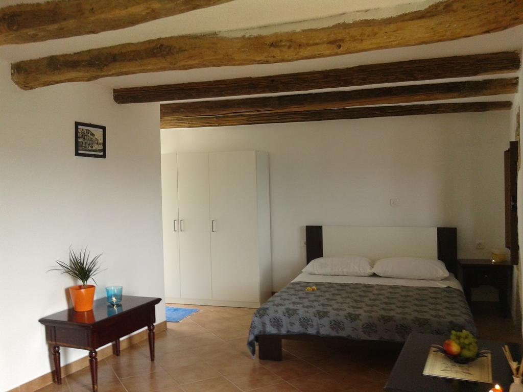 Apartment Bella Vista 2 Buzet Rum bild