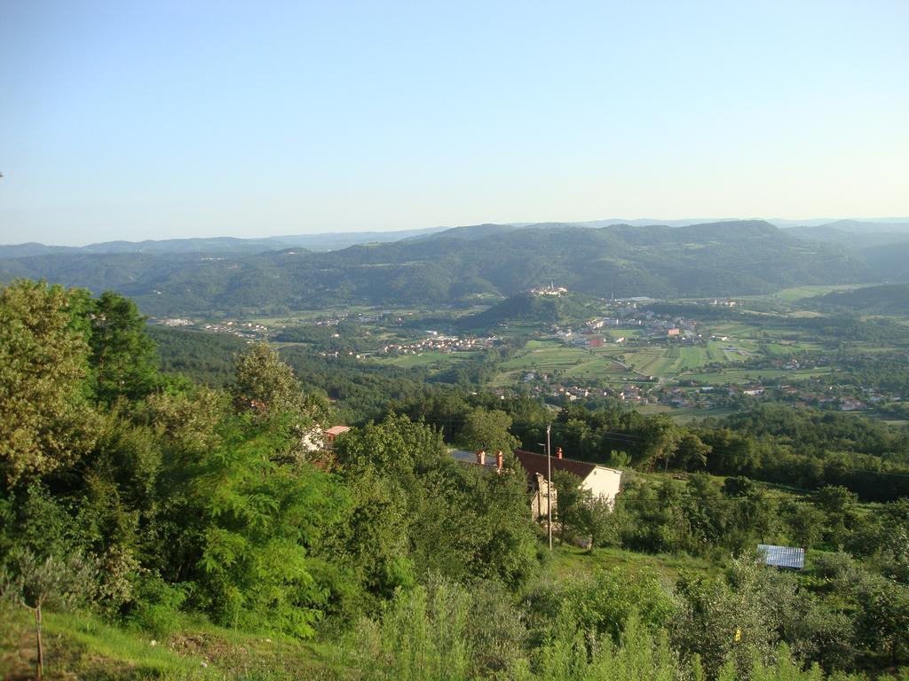 Apartment Bella Vista 2 Buzet Rum bild
