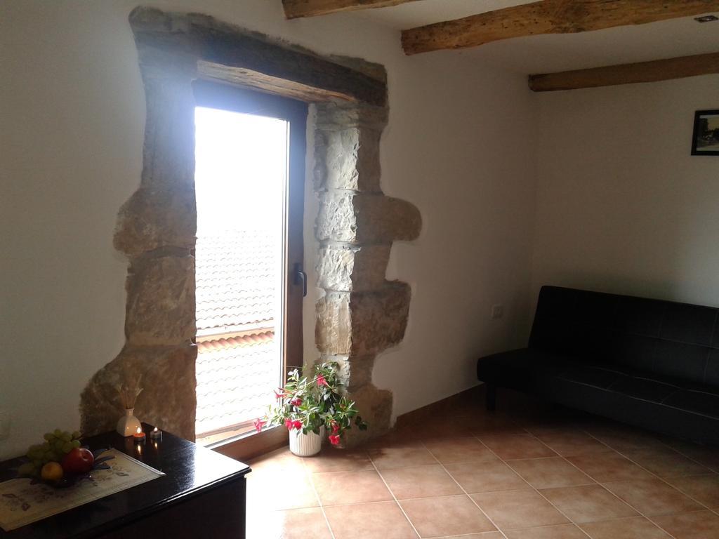 Apartment Bella Vista 2 Buzet Rum bild